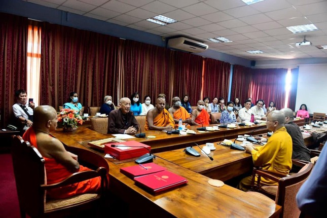 Quang cảnh buổi thăm và làm việc tại BPU - Sri Lanka Quang cảnh buổi thăm và làm việc tại BPU - Sri Lanka