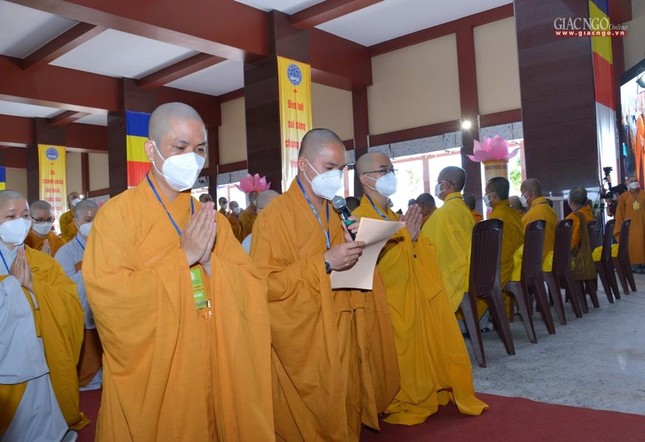 Các học viên, Tăng Ni sinh viên bày tỏ cảm tưởng, tri ân