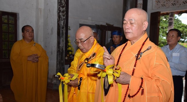 Hòa thượng Thích Thiện Tấn và Hòa thượng Thích Giác Đạo Hòa thượng Thích Thiện Tấn và Hòa thượng Thích Giác Đạo