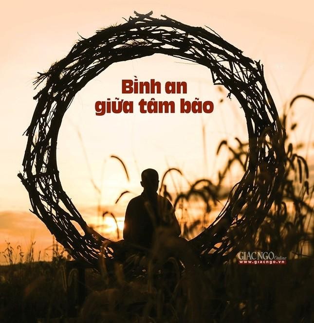 Giữa lằn ranh sanh tử, người Phật tử không sợ hãi và truyền năng lượng này đến với cộng đồng Giữa lằn ranh sanh tử, người Phật tử không sợ hãi và truyền năng lượng này đến với cộng đồng