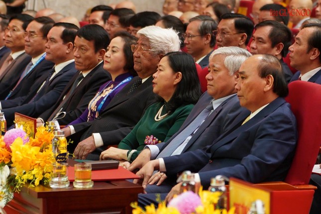 Lãnh đạo Đảng, Nhà nước, MTTQVN và các Bộ ngành Trung ương tham dự