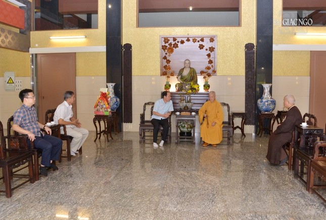 Tại chùa Huê Nghiêm - TP.Thủ Đức Tại chùa Huê Nghiêm - TP.Thủ Đức