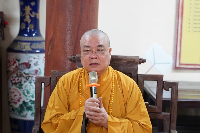 Hòa thượng Thích Thanh Nhiễu phát biểu