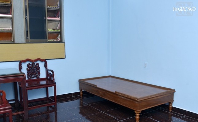 Không gian liêu phòng đơn sơ của Đại lão Hòa thượng Thích Tịnh Khiết tại tổ đình Ấn Quang