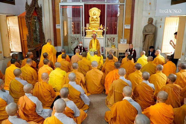 Buổi gặp Tăng Ni du học sinh tại các đại học ở New Delhi và các vùng phụ cận