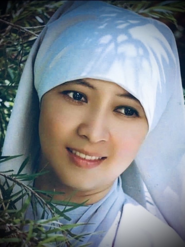 Chân dung Ni sư Thích nữ Hạnh Đoan lúc trẻ Chân dung Ni sư Thích nữ Hạnh Đoan lúc trẻ