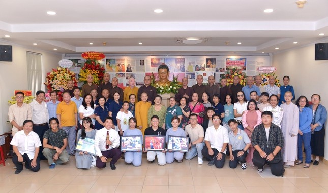 Một số hình ảnh tại buổi họp mặt thân mật kỷ niệm Ngày Báo chí Cách mạng Việt Nam 21-6 Một số hình ảnh tại buổi họp mặt thân mật kỷ niệm Ngày Báo chí Cách mạng Việt Nam 21-6