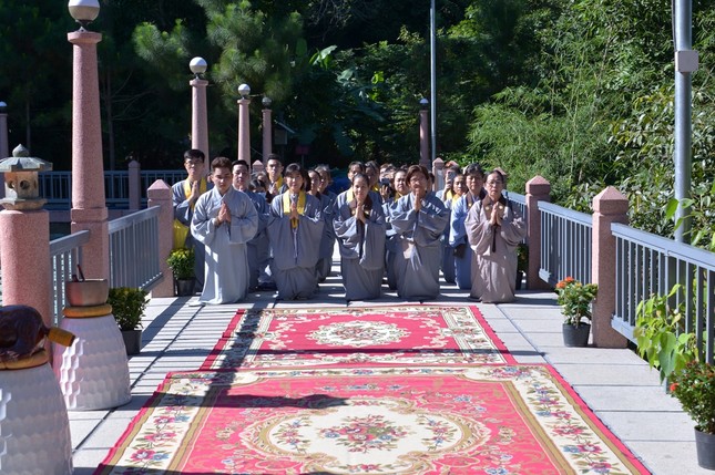 Lễ an vị tôn tượng Đức Phật A Di Đà tại núi Thị Vãi