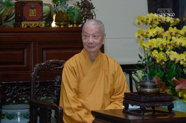 Đức Pháp chủ bày tỏ niềm vui trước thông tin phát triển của TP.HCM Đức Pháp chủ bày tỏ niềm vui trước thông tin phát triển của TP.HCM