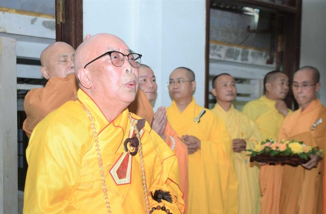 Cung thỉnh Hòa thượng Thích Thiện Tấn