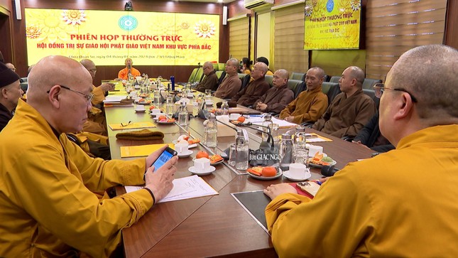 Trụ trì chùa Ba Vàng thành khẩn sám hối trước chư vị lãnh đạo GHPGVN - Ảnh: VPI GHPGVN cung cấp Trụ trì chùa Ba Vàng thành khẩn sám hối trước chư vị lãnh đạo GHPGVN - Ảnh: VPI GHPGVN cung cấp