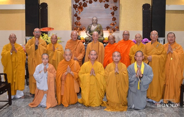 Phái đoàn chư vị Trưởng lão, Tăng Ni và Phật tử đại diện Phật giáo tỉnh Sóc Trăng tham kiến Đức Pháp chủ GHPGVN Phái đoàn chư vị Trưởng lão, Tăng Ni và Phật tử đại diện Phật giáo tỉnh Sóc Trăng tham kiến Đức Pháp chủ GHPGVN