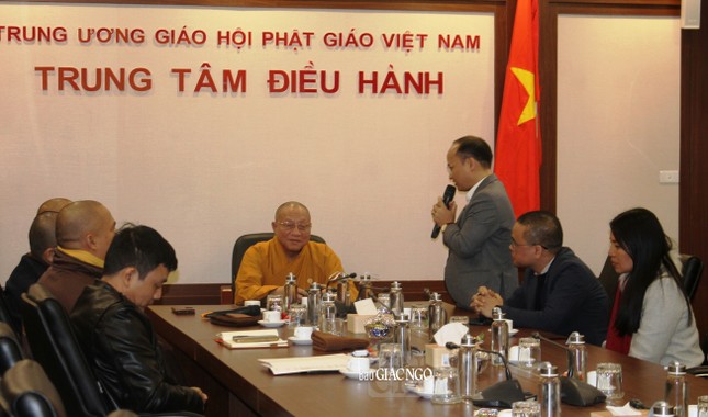 Ông Trần Đức Thành, Giám đốc Đài Truyền hình Kỹ thuật số VTC phát biểu tại buổi gặp, làm việc Ông Trần Đức Thành, Giám đốc Đài Truyền hình Kỹ thuật số VTC phát biểu tại buổi gặp, làm việc