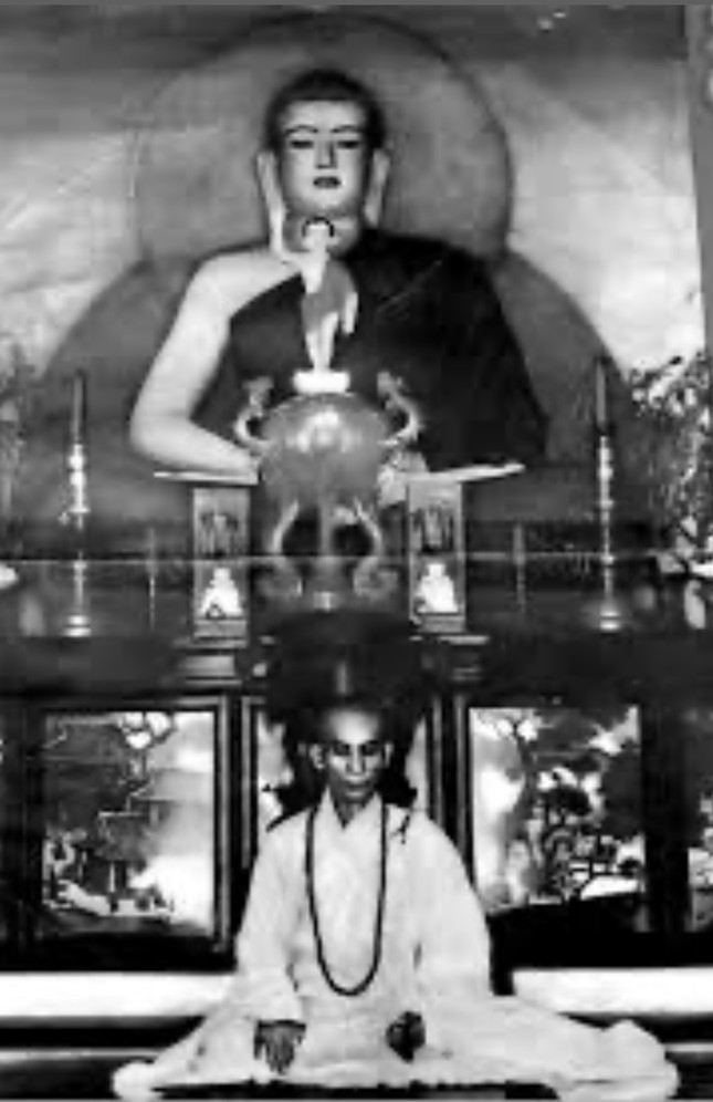 Bồ-tát Thích Quảng Đức trước ngày vị pháp thiêu thân Bồ-tát Thích Quảng Đức trước ngày vị pháp thiêu thân