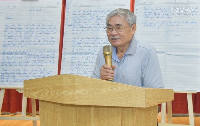 Nhà thơ Nguyễn Duy chia sẻ tại lễ tưởng niệm