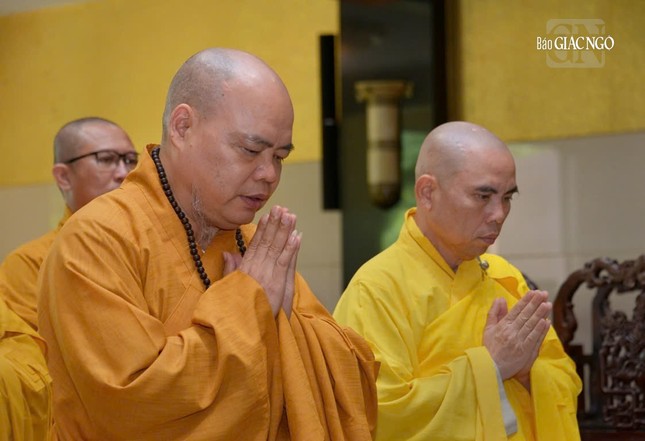 Thượng tọa Thích Thanh Phong thỉnh cầu Đức Pháp chủ huấn thị Thượng tọa Thích Thanh Phong thỉnh cầu Đức Pháp chủ huấn thị