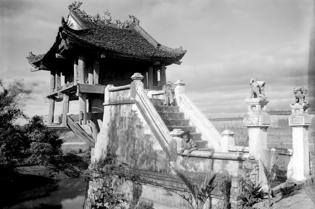 Tương truyền chùa được xây dựng từ thời vua Lý Thái Tông, niên hiệu Sùng Hưng Đại Bảo thứ nhất (năm 1049) Tương truyền chùa được xây dựng từ thời vua Lý Thái Tông, niên hiệu Sùng Hưng Đại Bảo thứ nhất (năm 1049)