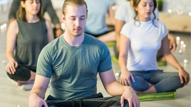 Với sự thực hành và tập luyện đúng phương pháp, thì rất dễ dàng quan sát hơi thở lẫn cảm thọ có liên quan trực tiếp đối với các tâm lý bất thiện. Với sự thực hành và tập luyện đúng phương pháp, thì rất dễ dàng quan sát hơi thở lẫn cảm thọ có liên quan trực tiếp đối với các tâm lý bất thiện.