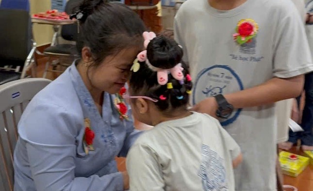 Niềm vui của mẹ Niềm vui của mẹ