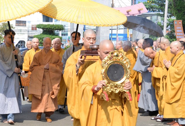 Ban Tổ chức cung nghinh chư vị giáo phẩm Ban Tổ chức cung nghinh chư vị giáo phẩm