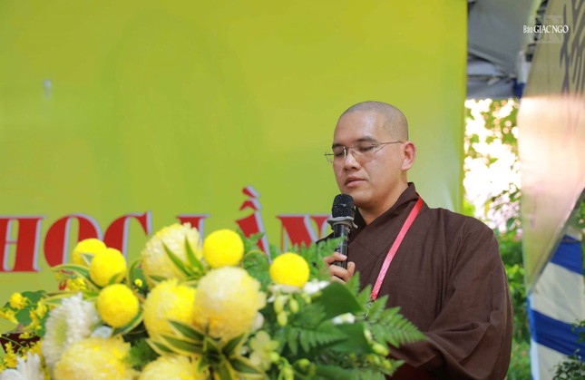 Đại đức Thích Thiện Nghiêm thông qua chương trình học Đại đức Thích Thiện Nghiêm thông qua chương trình học