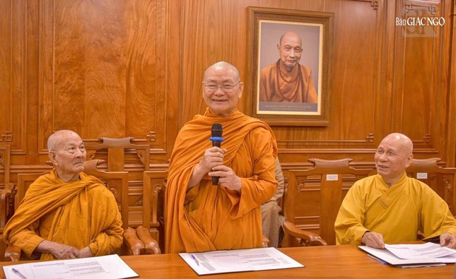 Trưởng lão Hòa thượng Viên Minh