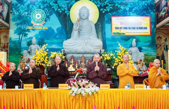 Chư tôn đức chứng minh và tham dự hội nghị