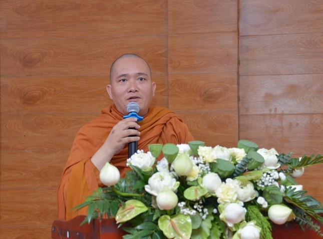 Đại đức Thích Minh Nghi, Phó Thư ký kiêm Chánh Văn phòng điều phối chương trình Đại đức Thích Minh Nghi, Phó Thư ký kiêm Chánh Văn phòng điều phối chương trình