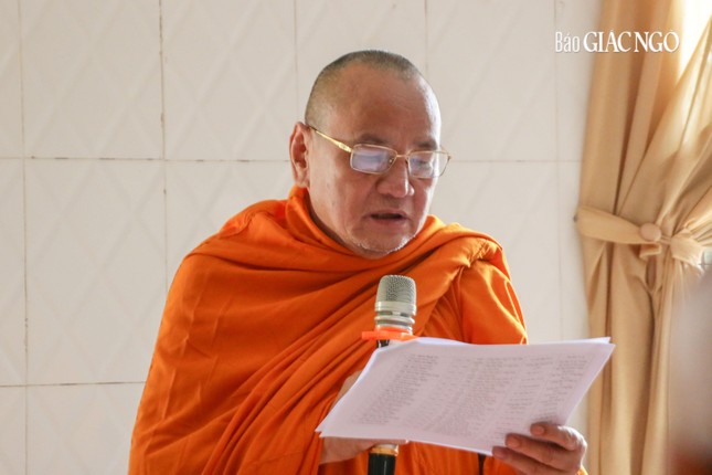 Hòa thượng Thích Bửu Chánh trình dánh sách nhân sự dự kiến giới thiệu tham gia Ban Trị sự nhiệm kỳ mới Hòa thượng Thích Bửu Chánh trình dánh sách nhân sự dự kiến giới thiệu tham gia Ban Trị sự nhiệm kỳ mới