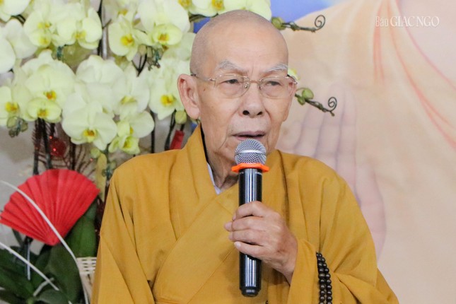 Hòa thượng Thích Thiện Đức phát biểu chỉ đạo