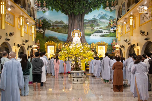 Khoá lễ cầu nguyện đầu năm mới