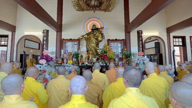 Nhất tâm cầu nguyện