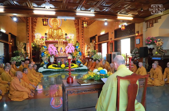 Hòa thượng Thích Hoằng Tri đại vị trùng tuyên giới luật