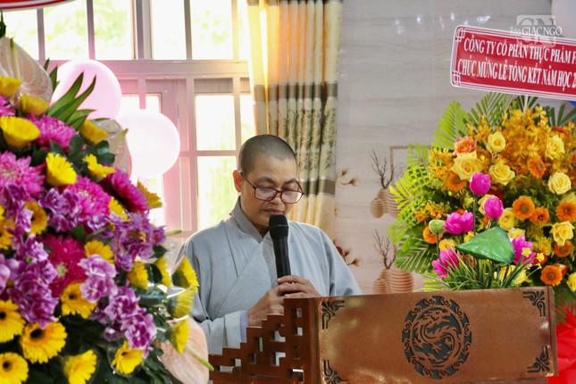 Ni sư Thích nữ Huệ Đạo, trụ trì Ni viện Phước Long, Hiệu trưởng Trường Mầm non Kiều Đàm Ni sư Thích nữ Huệ Đạo, trụ trì Ni viện Phước Long, Hiệu trưởng Trường Mầm non Kiều Đàm