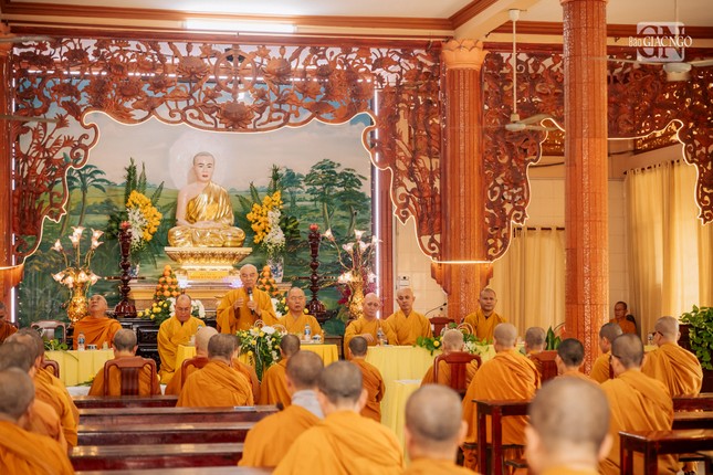 Ban Chức sự hạ trường do Ni trưởng Thích nữ Tuyết Liên làm Thiền chủ; Ni sư Thích nữ Duyên Liên, Ni sư Thích nữ Hạnh Liên, đồng Phó Thiền chủ; Ni trưởng Thích nữ Mỹ Liên làm Hóa chủ