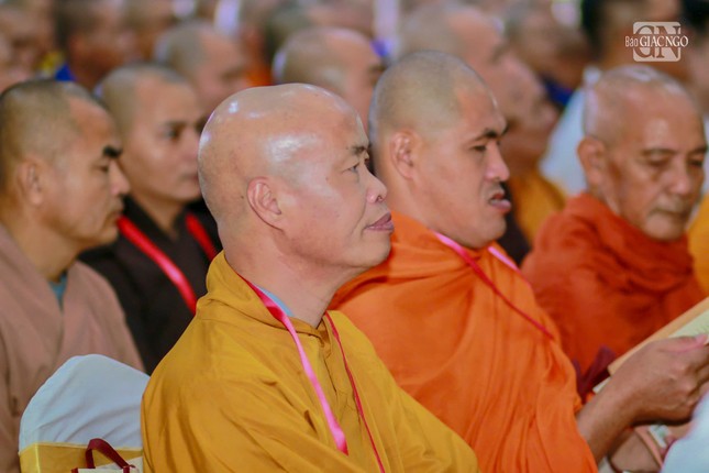 Chư Tăng tham dự