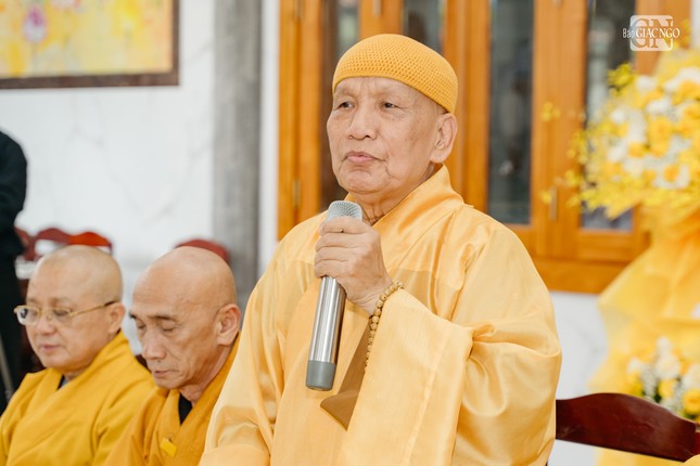 Hòa thượng Thích Hạnh Ngộ ban đạo từ Hòa thượng Thích Hạnh Ngộ ban đạo từ