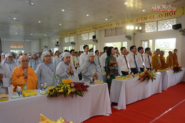 Hơn 400 đại biểu là Tăng Ni, Phật tử và đại diện chính quyền thành phố tham dự đại hội
