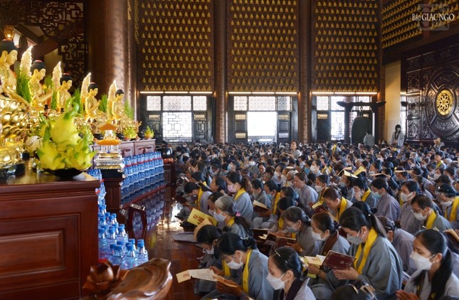 Phật tử đạo tràng Pháp Hoa tham dự