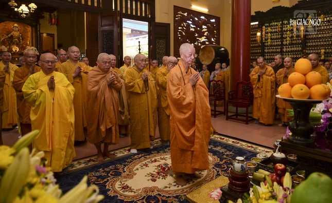 Cử hành nghi thức tưởng niệm