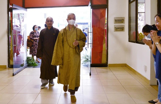 Trưởng lão HT.Thích Trí Quảng quang lâm tòa soạn