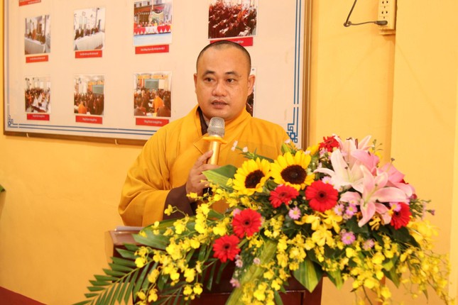 Đại đức Thích Bửu Ngọc báo cáo tổng kết Đại đức Thích Bửu Ngọc báo cáo tổng kết