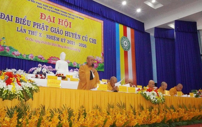 Thượng tọa Thích An Thường trình bày dự thảo báo cáo nhiệm kỳ 2016-2021 Thượng tọa Thích An Thường trình bày dự thảo báo cáo nhiệm kỳ 2016-2021