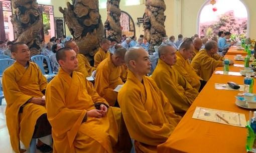 Chư tôn đức tham dự lễ tổng kết nội bộ - Ảnh: Minh Phước