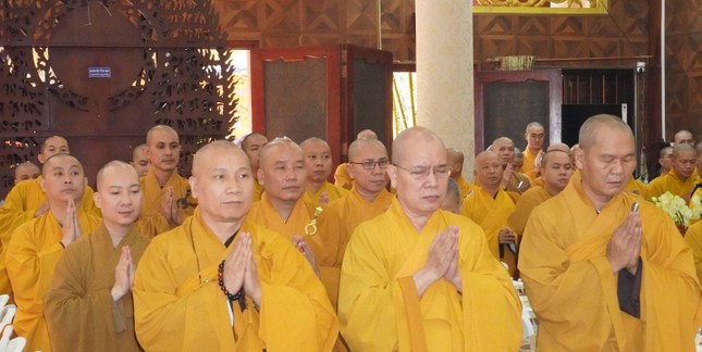 Tham dự có chư Giáo hội các cấp và các tự viện