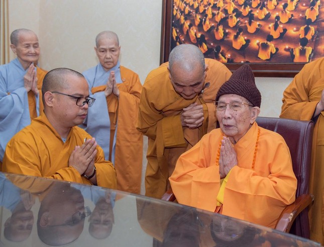 Khánh tuế Hòa thượng Thích Đức Nghiệp - Ảnh: Đăng Huy