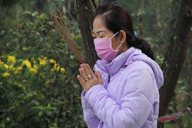 Nhất tâm cầu nguyện năm mới bình an