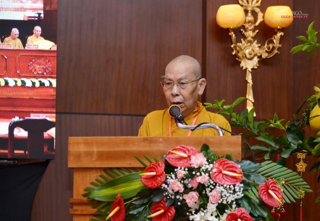 Hòa thượng Thích Thiện Đức phát biểu cảm tạ của Ban Tổ chức Hòa thượng Thích Thiện Đức phát biểu cảm tạ của Ban Tổ chức