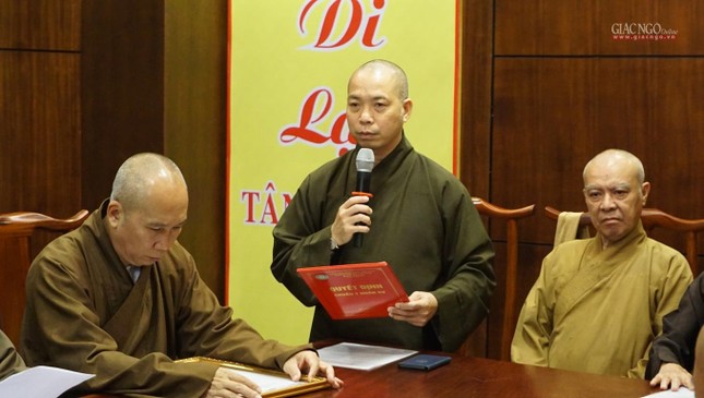 Thượng tọa Thích Quang Thạnh đã công bố quyết định chuẩn y nhân sự Thượng tọa Thích Quang Thạnh đã công bố quyết định chuẩn y nhân sự