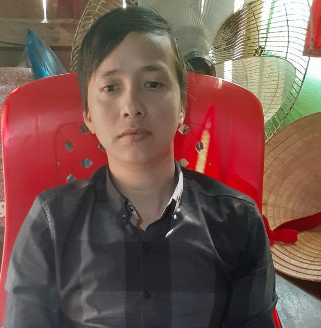 Đinh Phước Khánh đang chống chọi với căn bệnh suy tủy xương